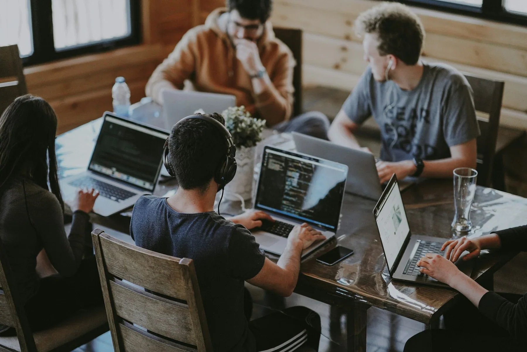Đưa quy trình giấy tờ
lên một hệ thống chung