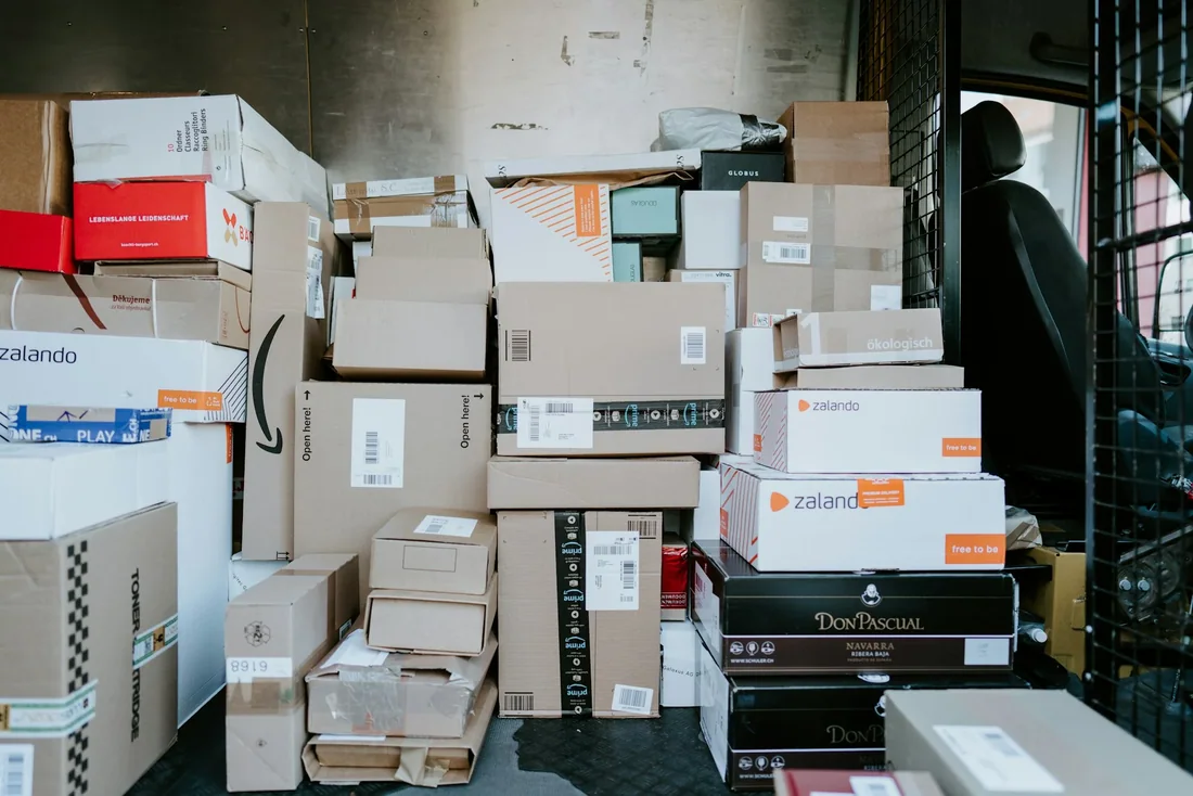 Đóng gói, đóng pallet và chằng buộc