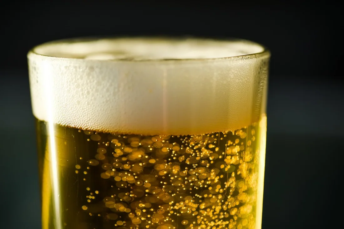 Lager vàng nhẹ ủ lạnh