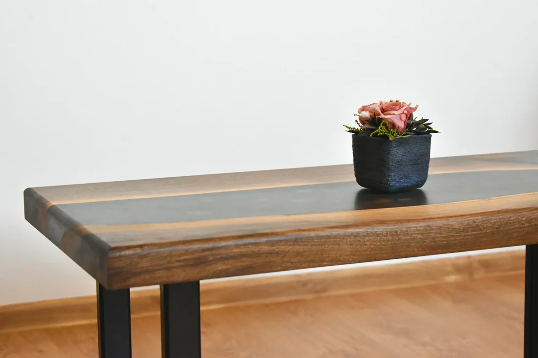 Bàn console óc chó đổ resin
