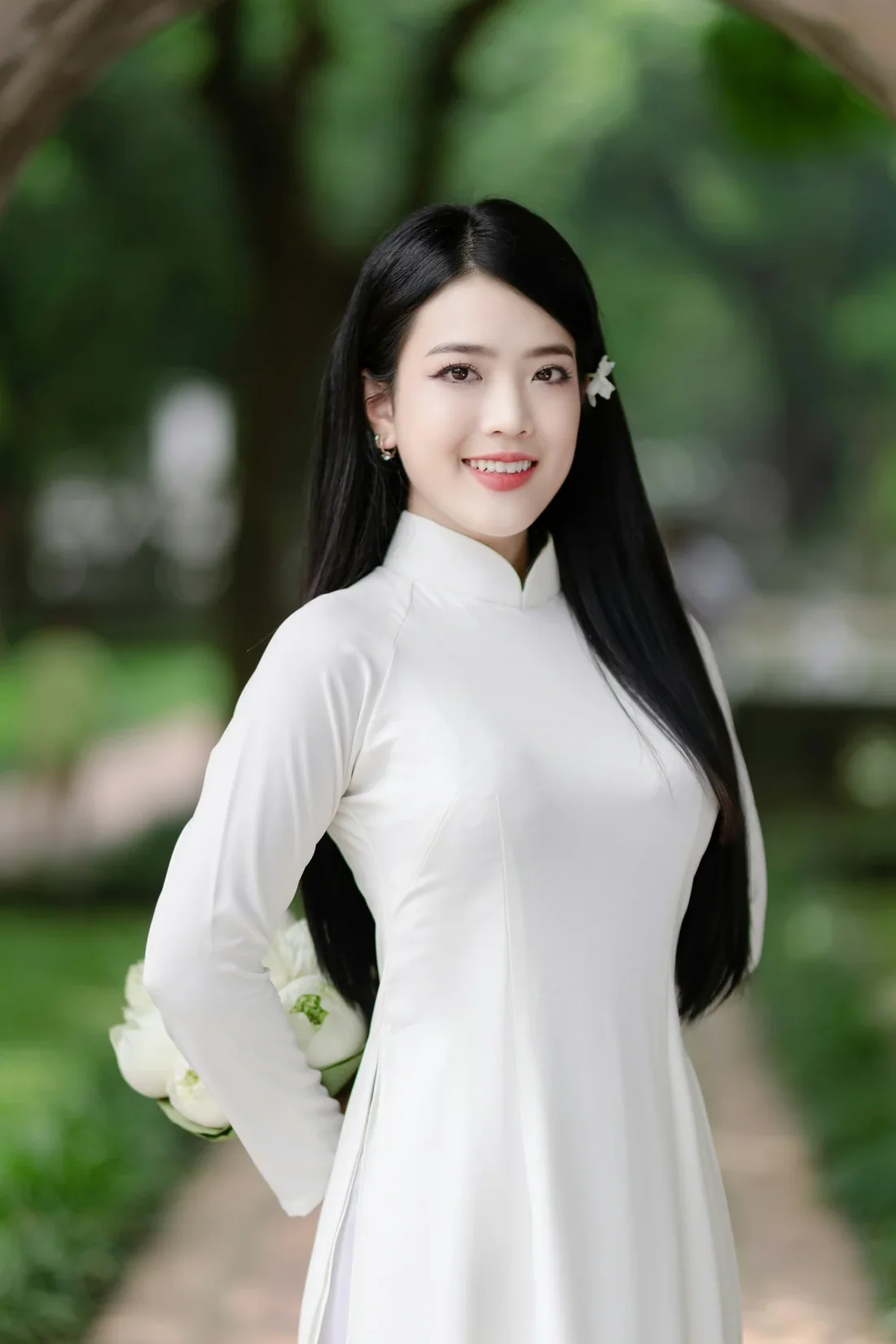 Áo dài lụa trắng trơn
