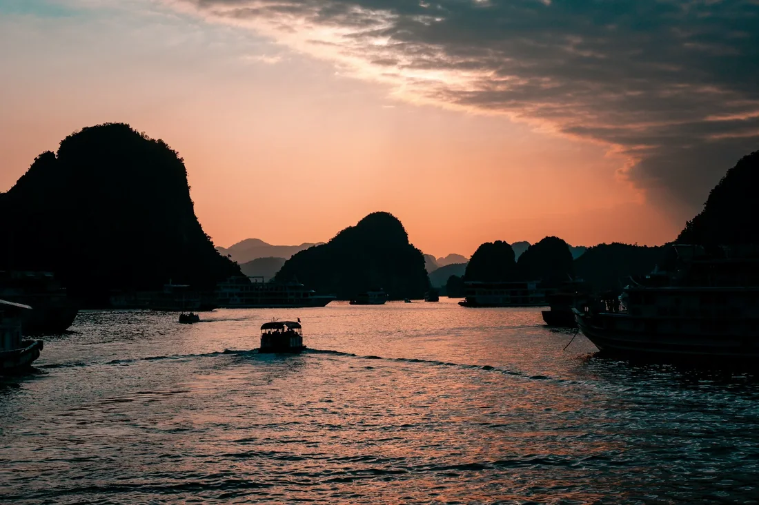Tour hoàng hôn buổi chiều