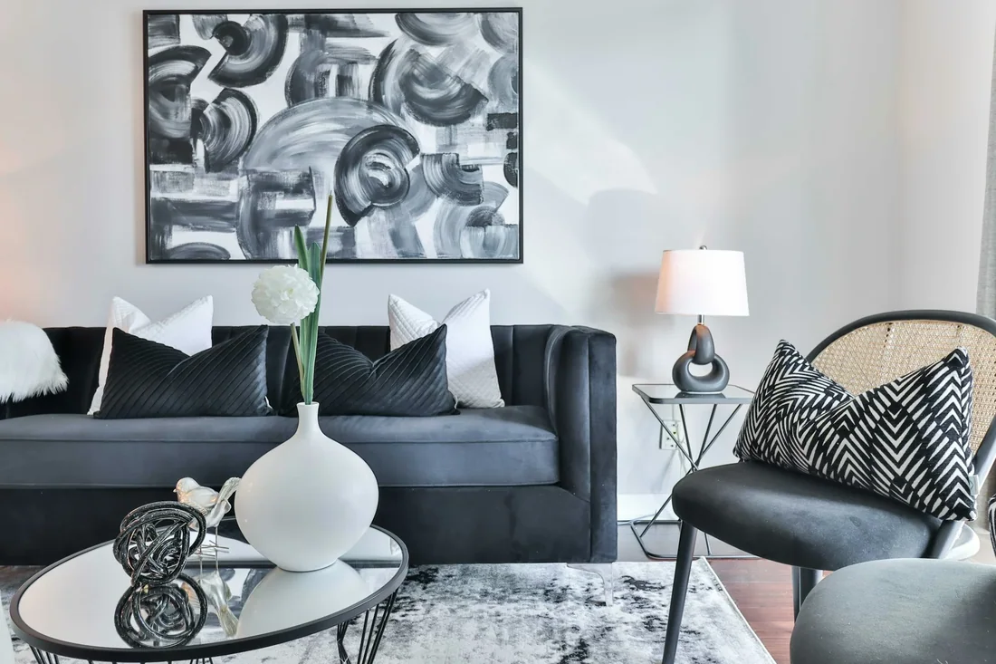 Tranh canvas trừu tượng đen trắng
