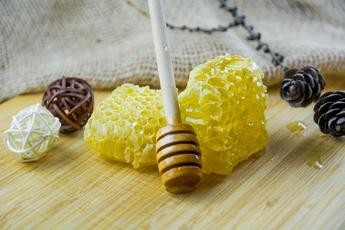 Set tổ ong non kèm que khuấy