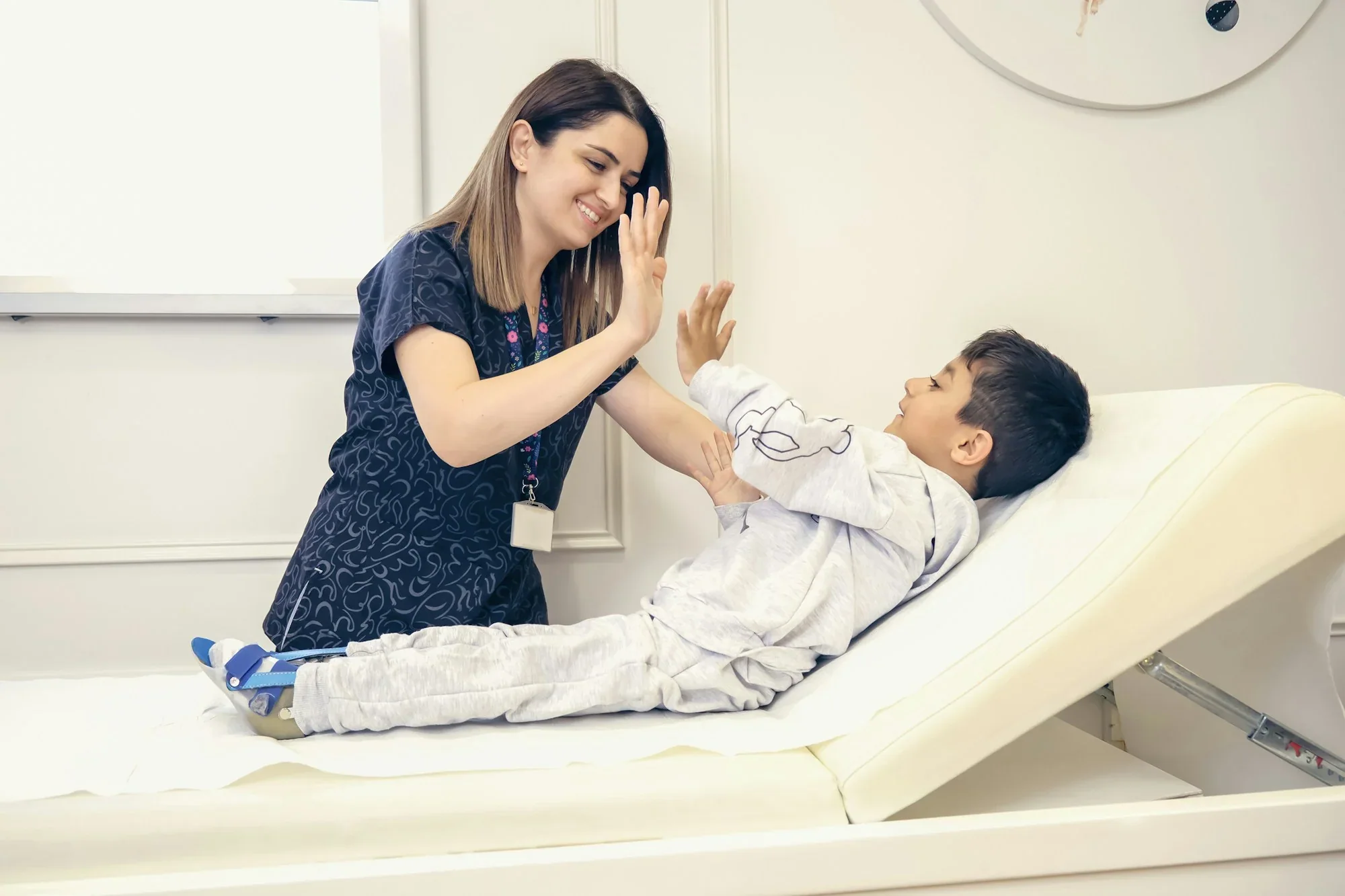 Khám cho bé nhẹ nhàng,
ba mẹ hiểu rõ từng bước